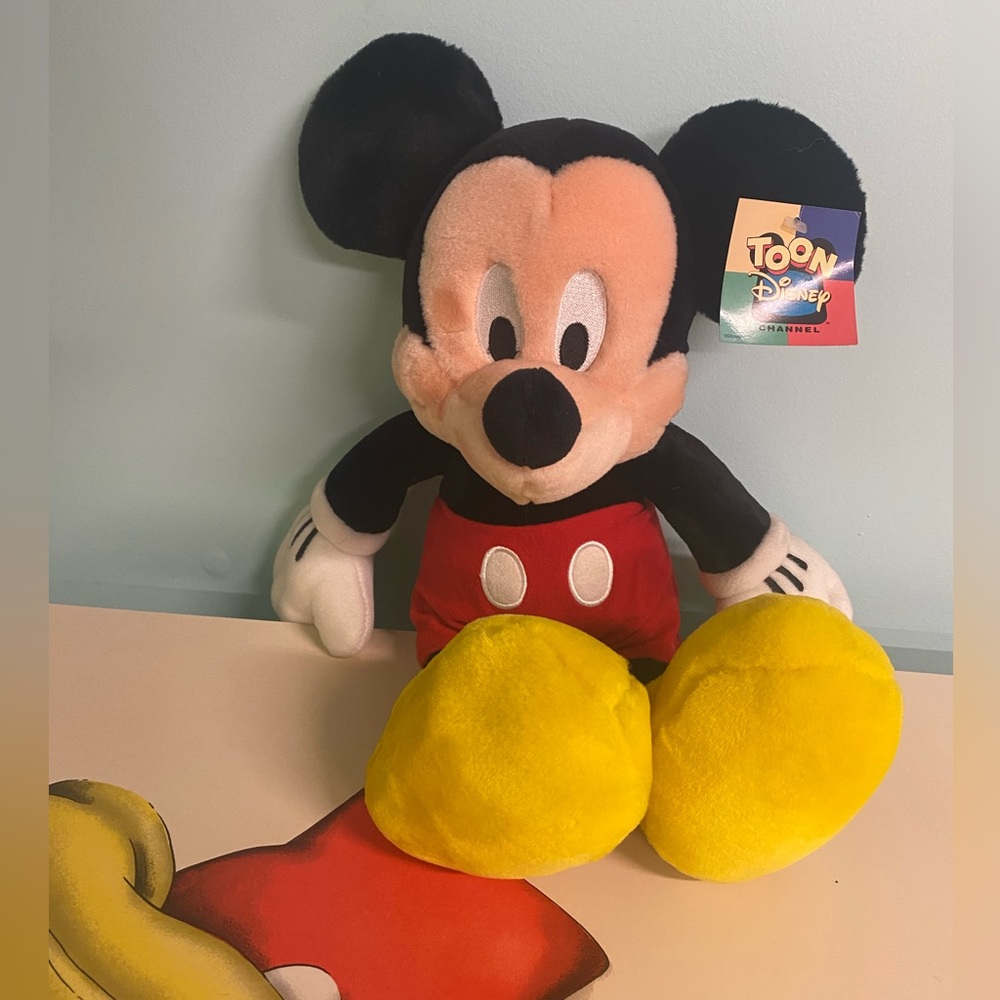 NWT Walt Disney World Mickey Mouse Plush 17" Disney Channel Stuffed Animal Toy